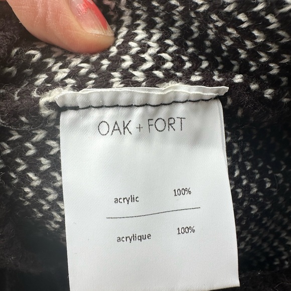 Oak and Fort sweater vest in size small - Picture 8 of 9